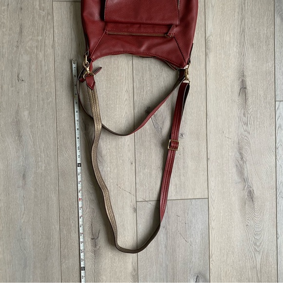 Burgundy shoulder or crossbody bag - Picture 15 of 16
